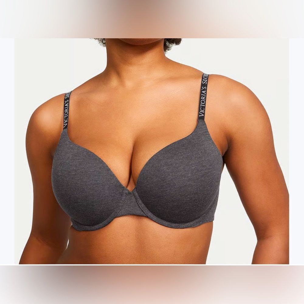 Victoria's Secret black T-Shirt Bra lightly lined full coverage Size 34D NWT!